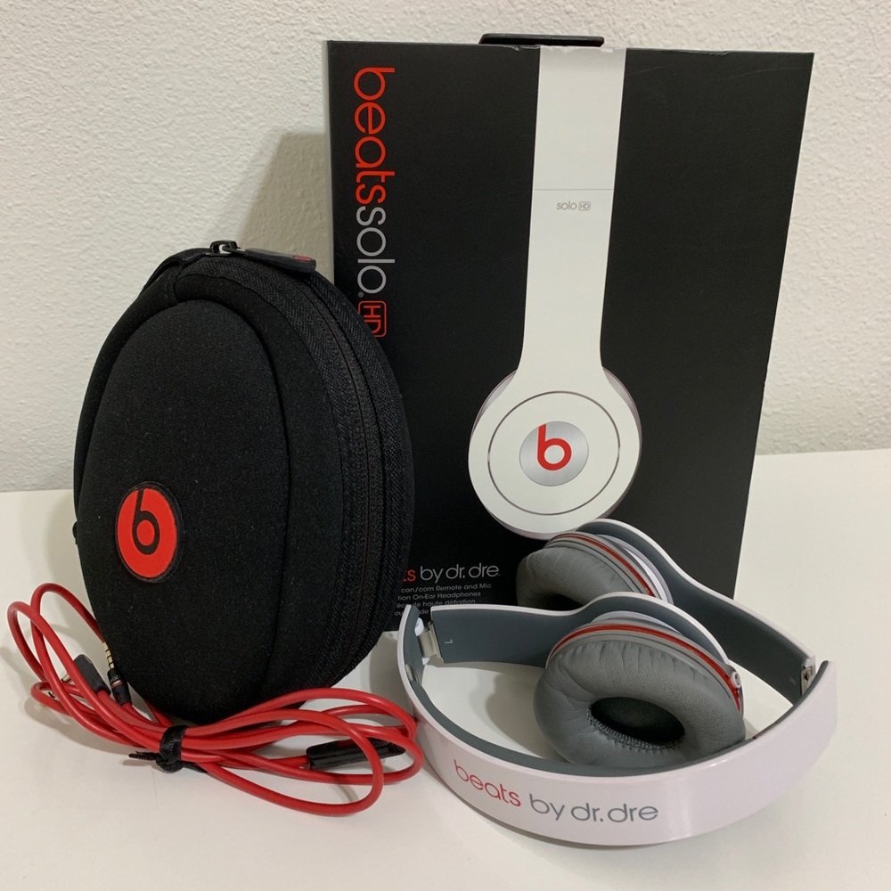 Beats solo HD headphones
